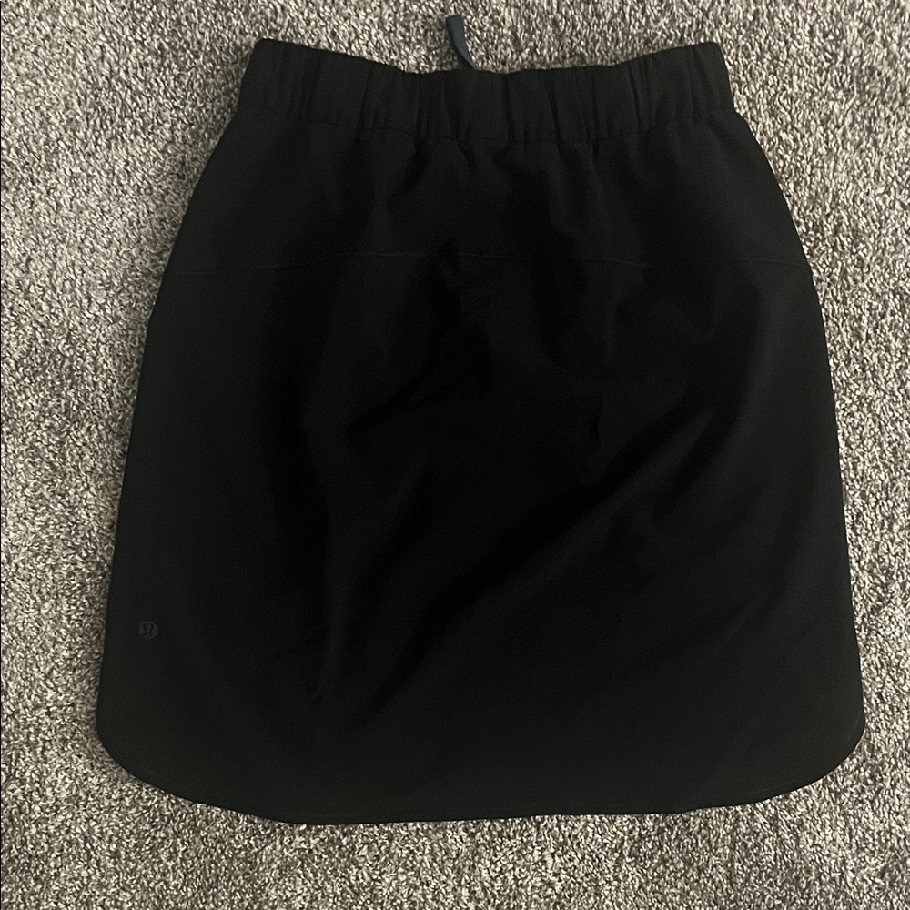 lululemon on the fly skirt Black size 6